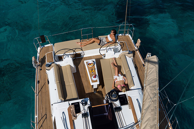 Algarve Yacht Charter - Luxury Boat Trips